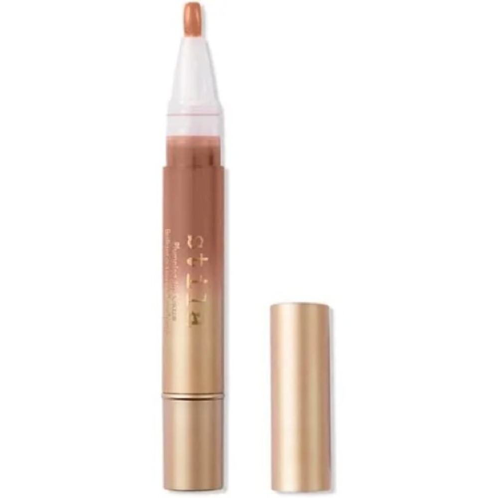 NWOT in box. Stila plumping Lip glaze. High shine formula. Color is Maple.